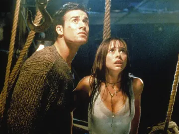 Freddie Prinze Jr. y Jennifer Love Hewitt en Sé lo que hicisteis el último verano Freddie Prinze Jr. y Jennifer Love Hewitt en Sé lo que hicisteis el último verano