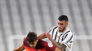 Simone Muratore (d) con la Juventus en 2020 Simone Muratore (d) con la Juventus en 2020