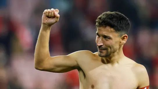 Jesús Navas, entre lágrimas en el Pizjuán Jesús Navas, entre lágrimas en el Pizjuán