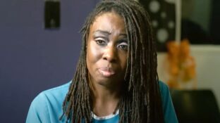 Crystal Mangum en el podcast 'Let&rsquo;s Talk with Kat'