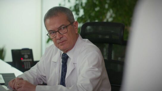 "Tu carrera pende de un hilo": el dur&iacute;simo ultim&aacute;tum de Reja a Bahar despu&eacute;s de un error imperdonable