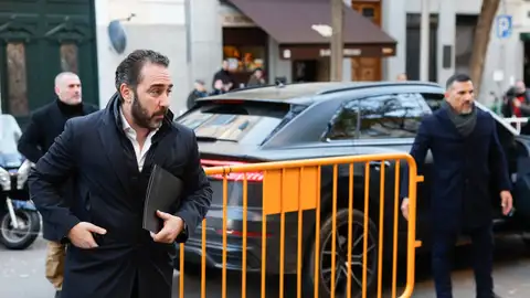 Aldama a su llegada al Supremo Aldama a su llegada al Supremo