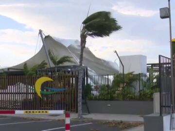 Tenerife, La Gomera y El Hierro se llevan la peor parte del paso de la borrasca Dorothea por Canarias