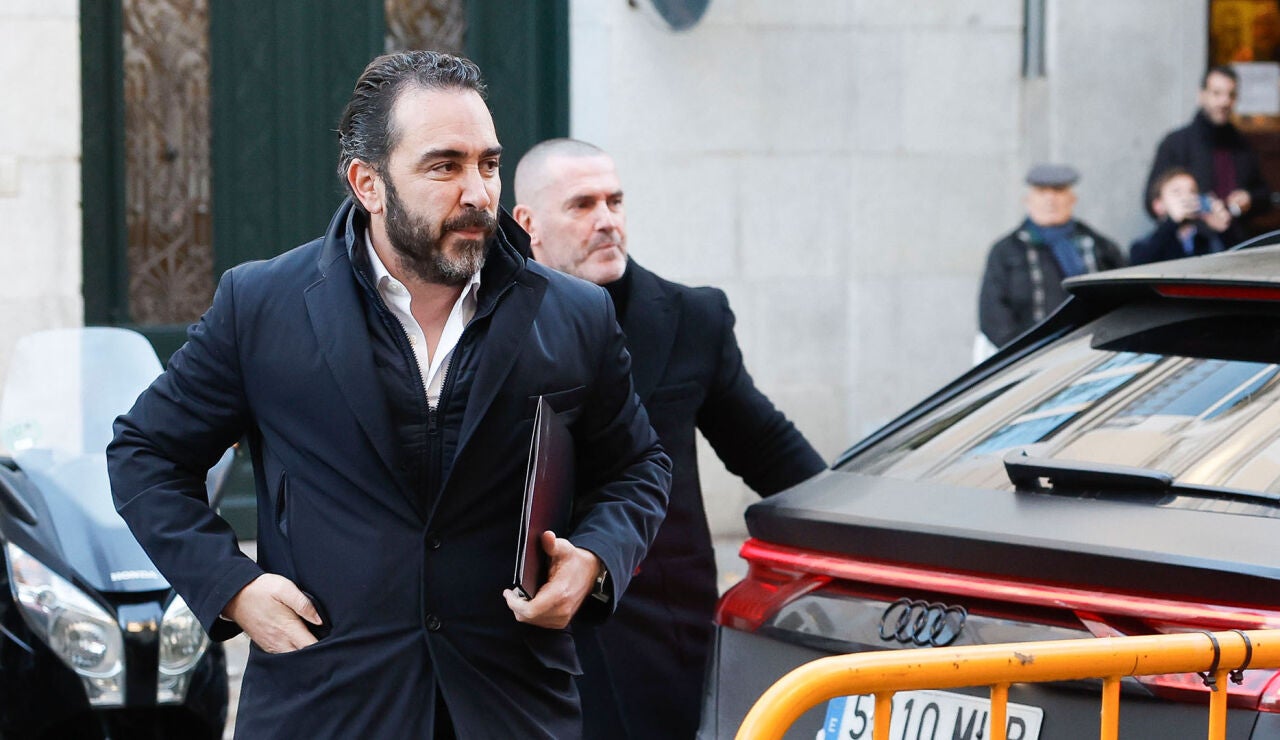 V&iacute;ctor de Aldama