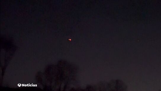El misterio de los drones nocturnos en Estados Unidos: luces en el cielo y silencio en la Casa Blanca