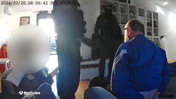 Vídeo del registro y de la detención de Koldo García en su vivienda 