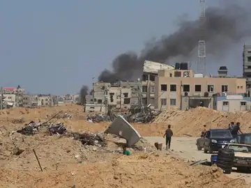 Mueren trece personas en un ataque de Israel a un "equipo de seguridad" de una entrega de ayuda en Gaza Mueren trece personas en un ataque de Israel a un "equipo de seguridad" de una entrega de ayuda en Gaza