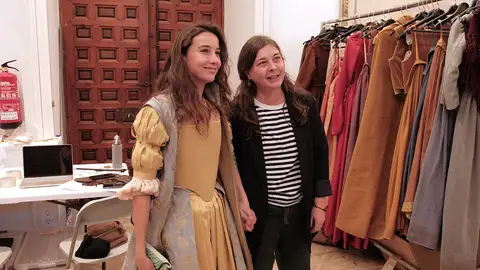 “La nobleza es más complicada”: Bubi Escobar explica los detalles del vestuario de Beguinas “La nobleza es más complicada”: Bubi Escobar explica los detalles del vestuario de Beguinas