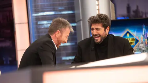 "La mía salió mucho antes": Antonio Orozco comenta su 'pique' con David Bustamante por un supuesto plagio "La mía salió mucho antes": Antonio Orozco comenta su 'pique' con David Bustamante por un supuesto plagio