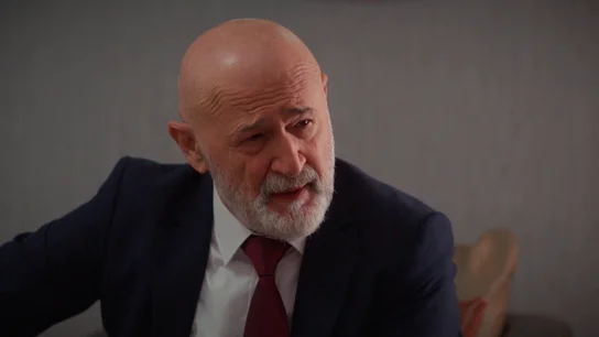 Ziyan le da a Bahar el consejo que la hace dudar de todo: “Tu matrimonio o tus sueños” Ziyan le da a Bahar el consejo que la hace dudar de todo: “Tu matrimonio o tus sueños”
