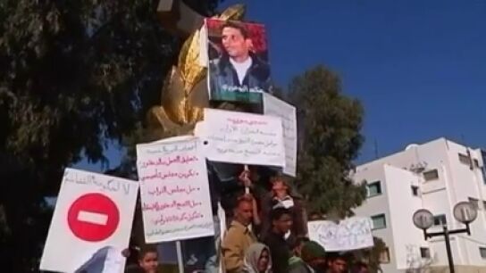 Efem&eacute;rides de hoy 17 de diciembre de 2024: Mohamed Bouazizi se inmola en Tunez