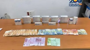 Detenido en Linares un médico del SAS y otras ocho personas acusadas de traficar con benzodiacepinas Detenido en Linares un médico del SAS y otras ocho personas acusadas de traficar con benzodiacepinas