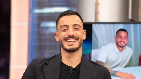 La nueva vida de Joselu tras salir del Real Madrid: "Estamos muy contentos" La nueva vida de Joselu tras salir del Real Madrid: "Estamos muy contentos"