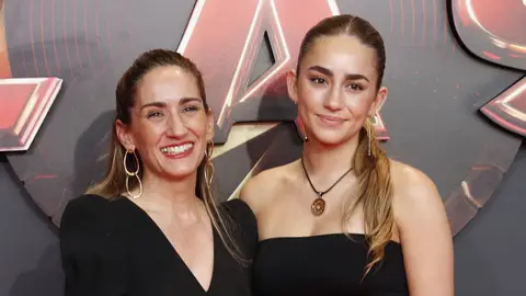 Alejandra Martos y Manuela Arenzana Alejandra Martos y Manuela Arenzana