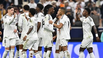 Mbappé celebra el gol ante el Pachuca