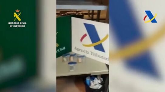 Intervenidos 200.000 euros en lingotes de oro escondidos en la maleta de una pasajera en el aeropuerto del Prat