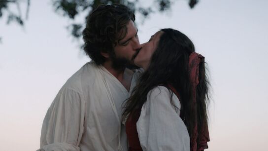 As&iacute; termina Beguinas: Luc&iacute;a y Telmo construyen una vida juntos alejados del mundo