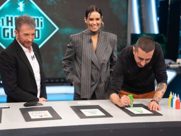 &iexcl;ArrastrARTE! Marron muestra una nueva t&eacute;cnica de pintura a Cristina Pedroche