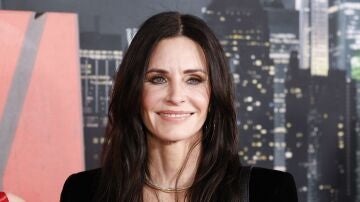 Courteney Cox en la premiere de Scream VI