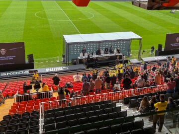 Vista general de la Junta General Ordinaria de Accionistas de 2024 del Valencia CF en Mestalla