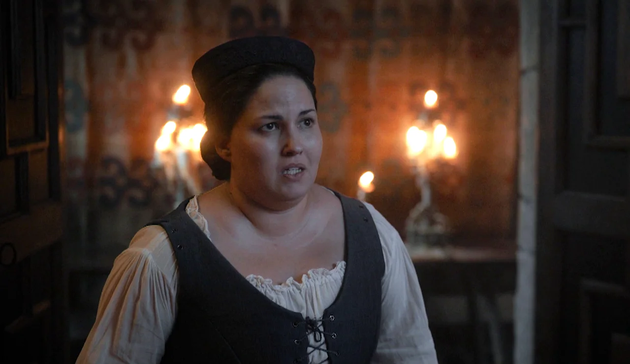 Catalina mata a Rodrigo para proteger a Lucía: “Os merecéis ser feliz”