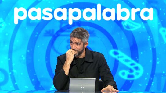 &ldquo;Como no te sepas esto, me levanto y me voy&rdquo;: Roberto Leal se desespera con el bloqueo de Manu y Rosa