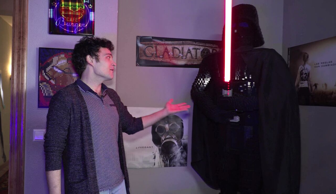 Adam Jezierski nos ense&ntilde;a la que es la casa de Goyito en Se&ntilde;or, dame paciencia: &ldquo;Mi yo de 10 a&ntilde;os se volver&iacute;a loco aqu&iacute;&rdquo;