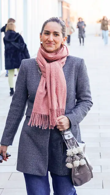 Alejandra Martos llegando al hospital para visitar a su padre Alejandra Martos llegando al hospital para visitar a su padre