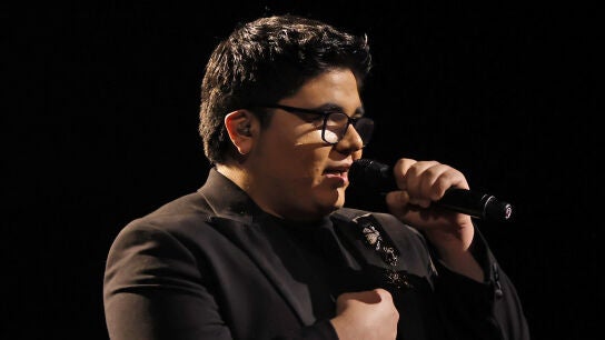 Alan nos pone la piel de gallina con ‘Impossible’ en la Gran Final de La Voz