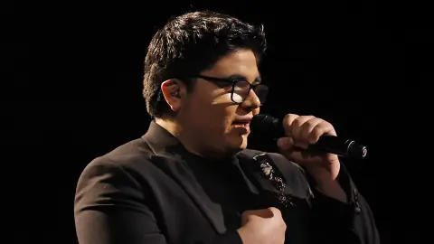 Alan nos pone la piel de gallina con ‘Impossible’ en la Gran Final de La Voz Alan nos pone la piel de gallina con ‘Impossible’ en la Gran Final de La Voz