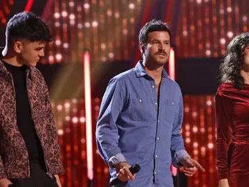 ¡Una sorpresa única! Lola Eme y Manuel se unen a Taburete en La Voz ¡Una sorpresa única! Lola Eme y Manuel se unen a Taburete en La Voz