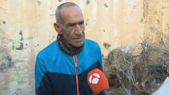 Juan lleva un a&ntilde;o viiendo en una caseta