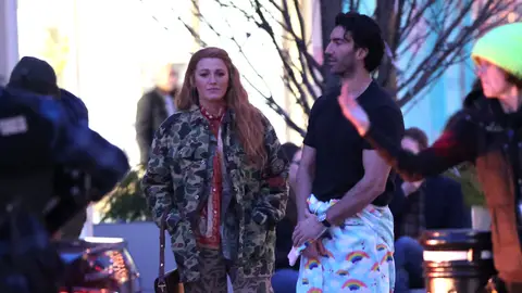 Blake Lively y Justin Baldoni en el rodaje de Romper el círculo Blake Lively y Justin Baldoni en el rodaje de Romper el círculo