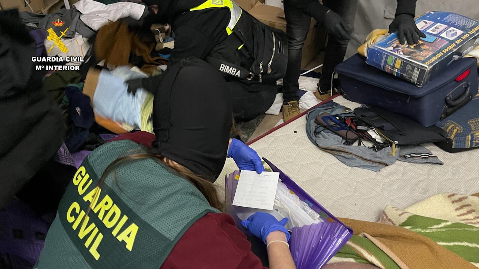 Desarticulada una organización dedicada a estafar con tarjetas bancarias robadas mediante el 'carding': su modus operandi