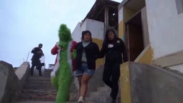 Ingenio Policial: El Grinch Ayuda a Capturar a Banda de Narcos en San Bartolo