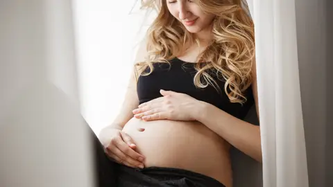 Mujer embarazada Mujer embarazada