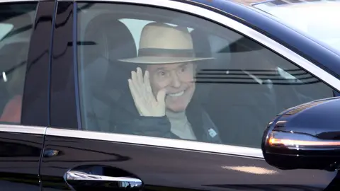 Raphael, a su salida del hospital Raphael, a su salida del hospital