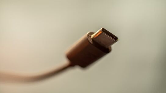 El USB-C, &uacute;nico cargador permitido en la UE