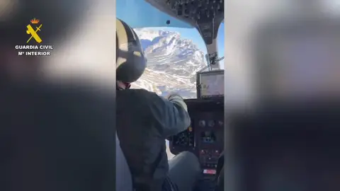 Imagen de las labores de búsqueda del montañero Imagen de las labores de búsqueda del montañero