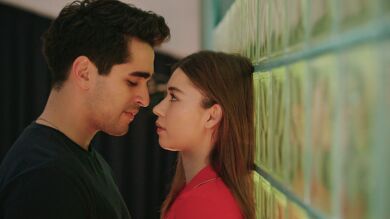 ¿Cumplirá Seyran su promesa y besará a Ferit otra vez?: esta noche, nuevo capítulo de Una nueva vida 