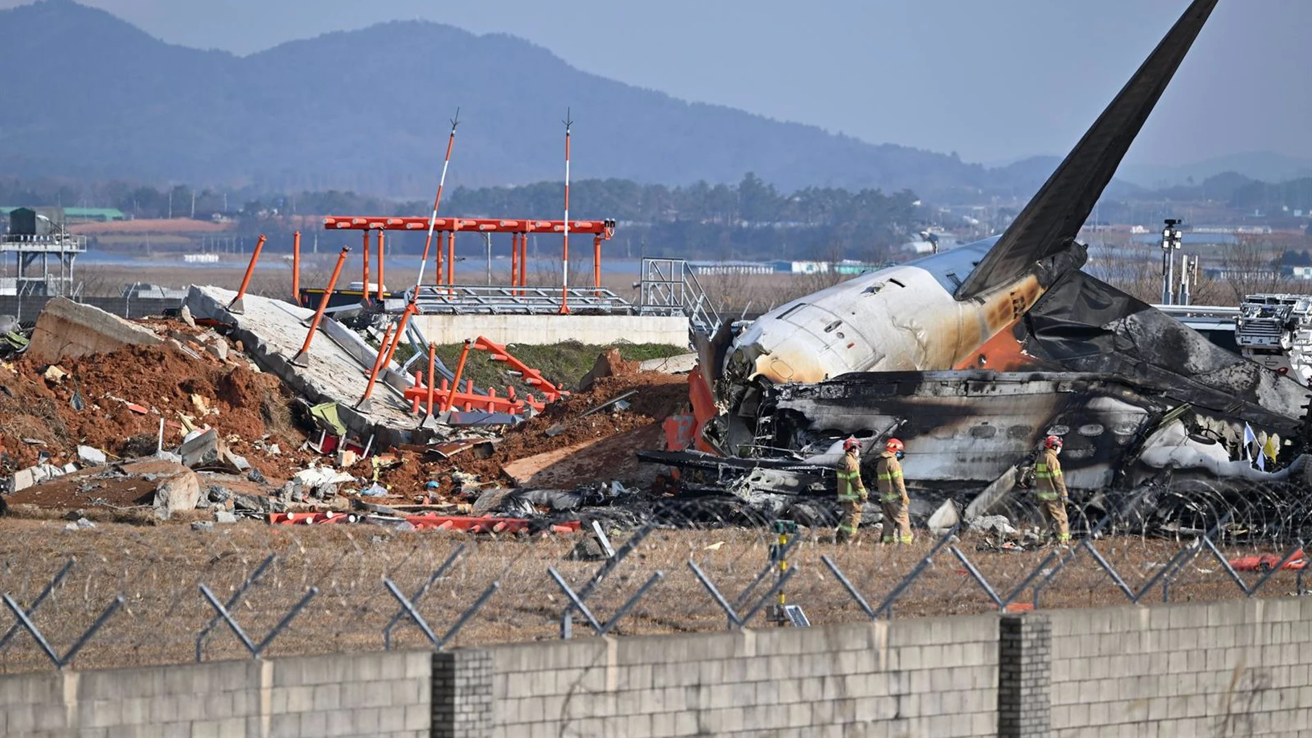 Imagen del avión siniestrado de Jeju Air en Corea del Sur Imagen del avión siniestrado de Jeju Air en Corea del Sur