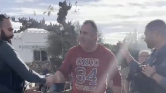 Jos&eacute; se reencuentra con las personas que le salvaron la vida