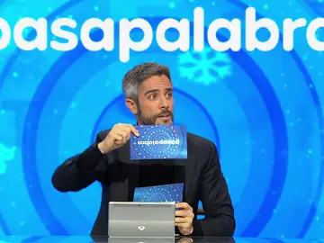 La fina línea que separa a Locomía de Leonardo Dantés… ¡en el baile de Roberto Leal! La fina línea que separa a Locomía de Leonardo Dantés… ¡en el baile de Roberto Leal!
