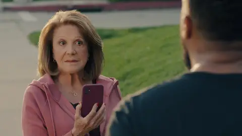 Linda Lavin este año en Fachadas (No Good Deed) Linda Lavin este año en Fachadas (No Good Deed)