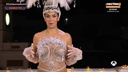 Cristina Pedroche nos deja boquiabiertos con su vestido Cristina Pedroche nos deja boquiabiertos con su vestido