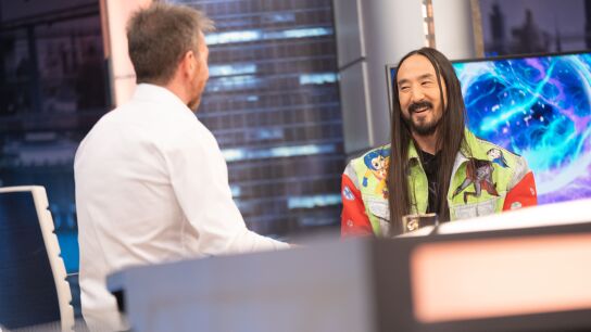 Steve Aoki explica su filosof&iacute;a de vida en El Hormiguero: "Hazlo t&uacute; mismo"