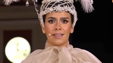 Cristina Pedroche dando las Campanadas Cristina Pedroche dando las Campanadas