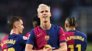 El futbolista Dani Olmo con el Bar&ccedil;a