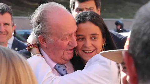 Victoria Federica junto a su abuelo, Juan Carlos I Victoria Federica junto a su abuelo, Juan Carlos I