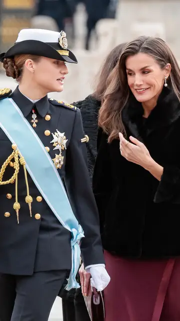 La reina Letizia y la princesa Leonor en la Pascua Militar La reina Letizia y la princesa Leonor en la Pascua Militar